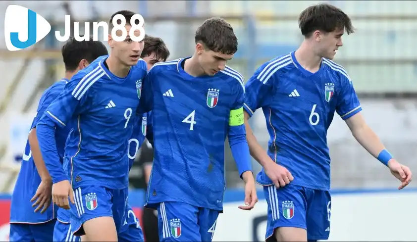 U17 Ý vượt trội toàn diện về thể lực, chiến thuật và phong độ U17 Ý vượt trội toàn diện về thể lực, chiến thuật và phong độ