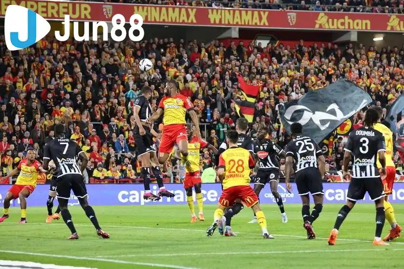 Đội khách mạnh hơn Đội khách mạnh hơn